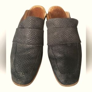 Free People At Ease Snakeskin Embossed Suede Leather Black Slip on Mules Sz 40